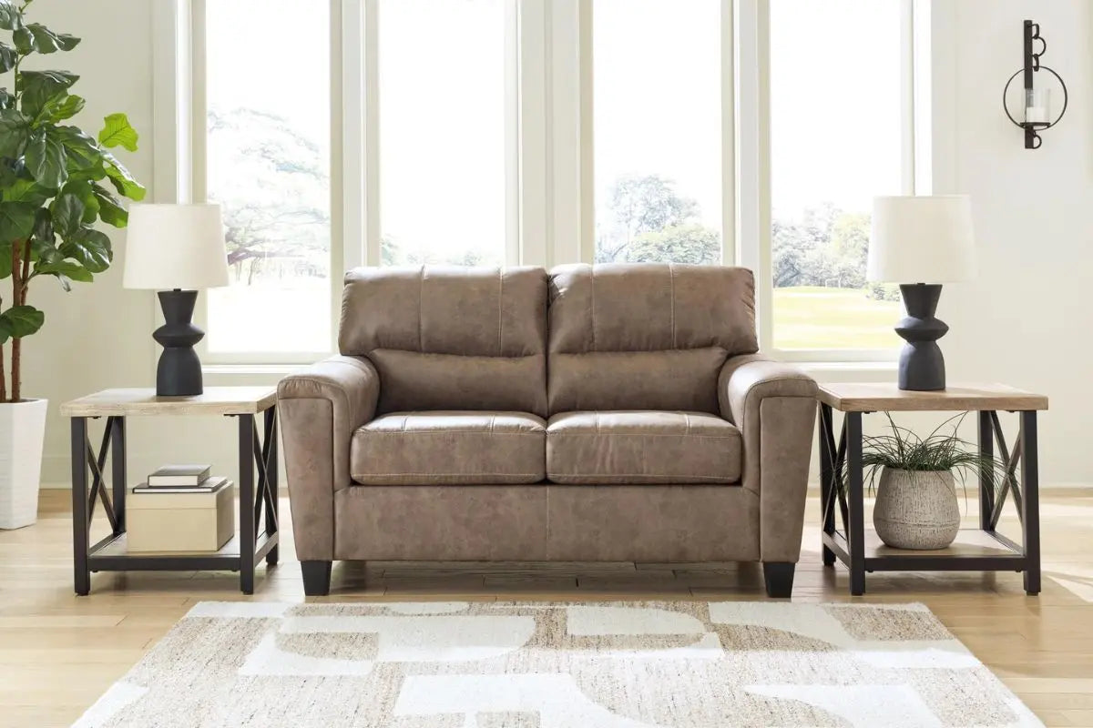 Navi Loveseat